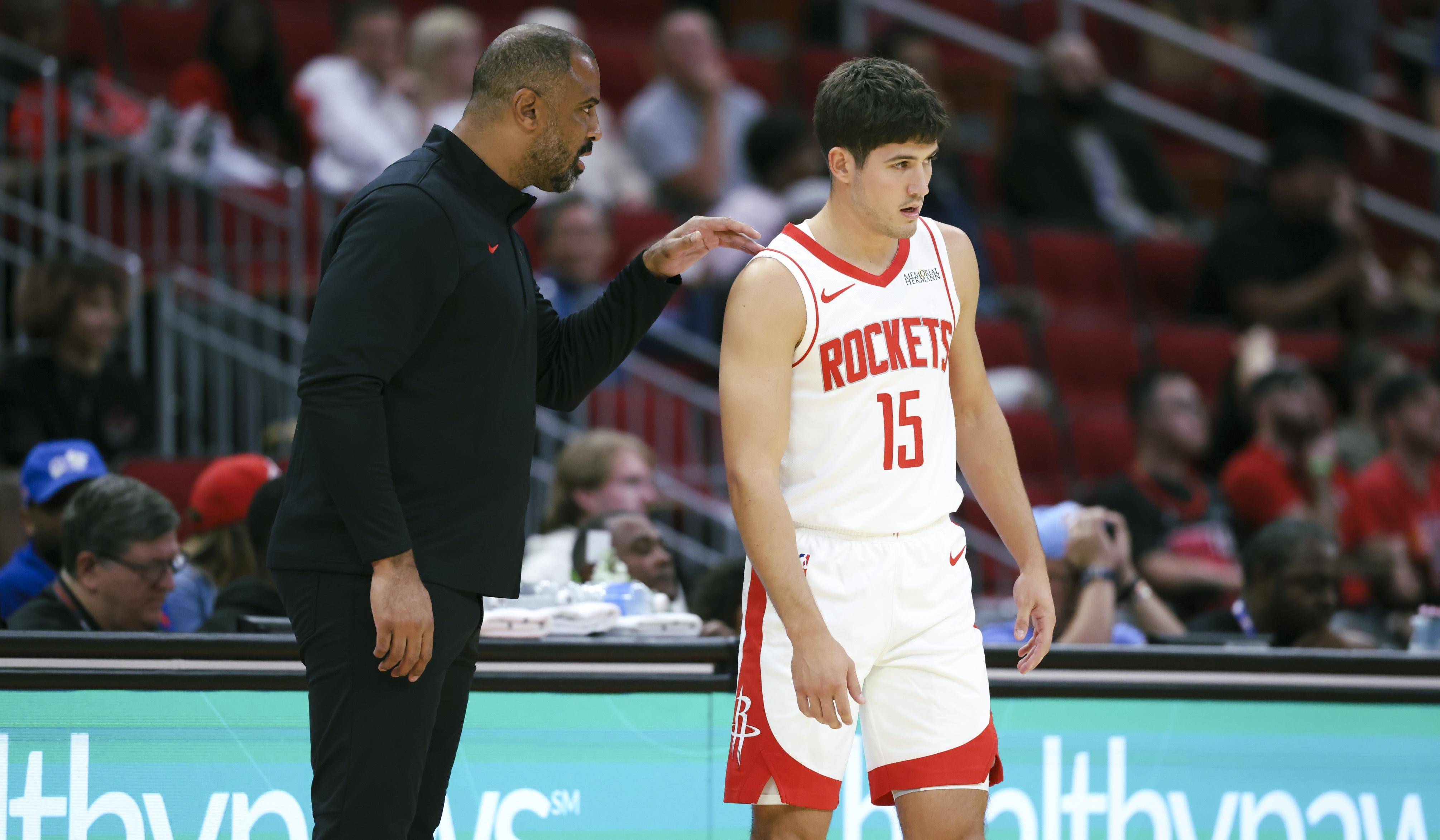 关于南韩男篮血洗火箭，丹尼·格林惊艳世界的信息